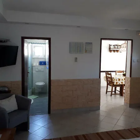 Apartment Rincic *